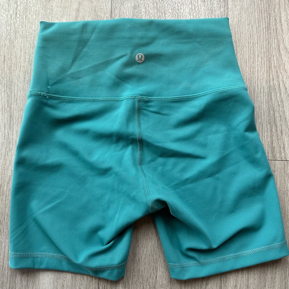 lululemon bike shorts